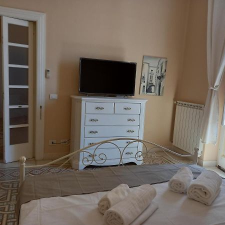 Apartament Dimora Donna Carmela - Al Centro Di Monopoli Zewnętrze zdjęcie