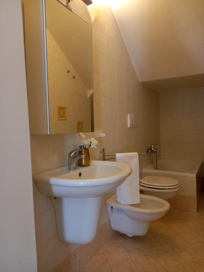 Apartament Dimora Donna Carmela - Al Centro Di Monopoli Zewnętrze zdjęcie